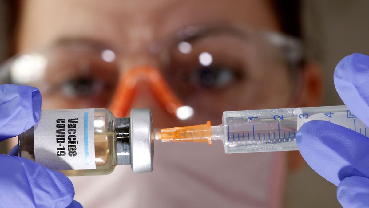 Po podání australské vakcíny proti covidu měli dobrovolníci protilátky na HIV